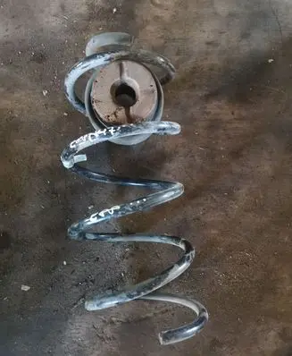 BMW 1 E82 E88 Front coil spring