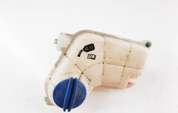Coolant expansion tank/reservoir