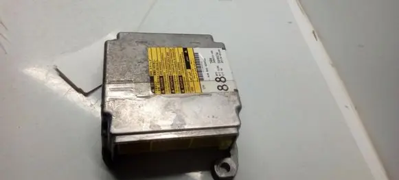 Toyota Avensis T250 Airbag control unit/module 8917005160 208623106