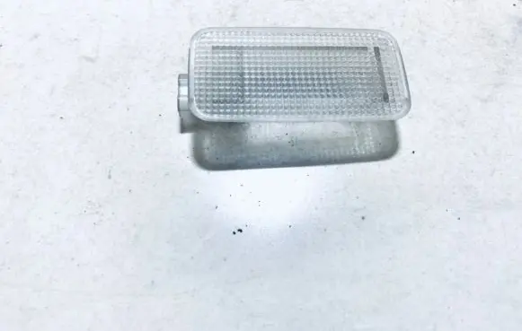 Toyota Auris 150 Other interior light 8133025021 81330-25021