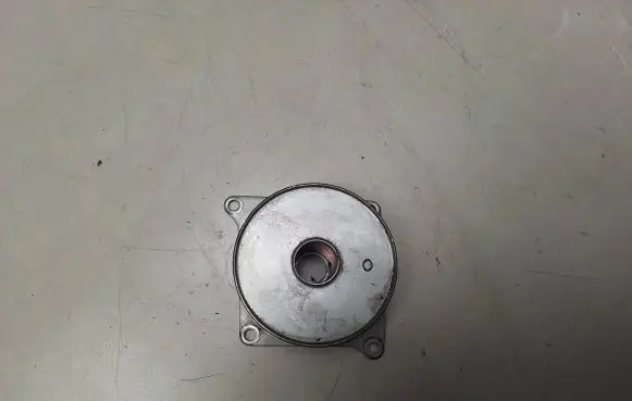 Honda Civic Oil filter mounting bracket