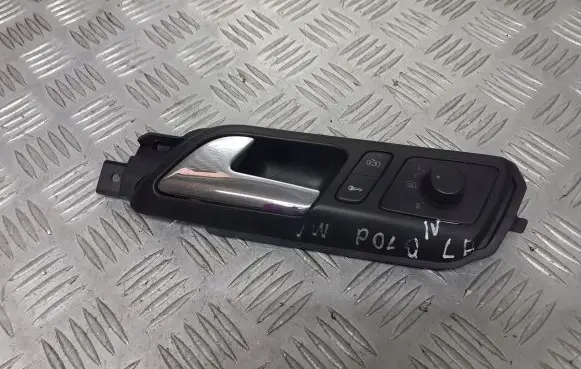 Volkswagen Polo IV 9N3 Front door interior handle 6Q1837247G