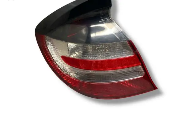 Mercedes-Benz C W203 Rear/tail lights A2038202564