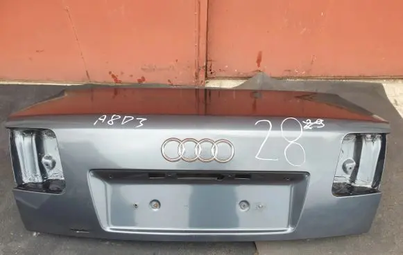 Audi A8 S8 D3 4E Tailgate/trunk/boot lid