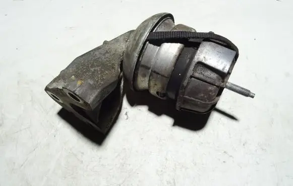 Jaguar S-Type Engine mount bracket LH5R836061BA 4R836A003CB