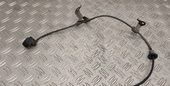 Toyota Yaris Rear ABS sensor wiring 