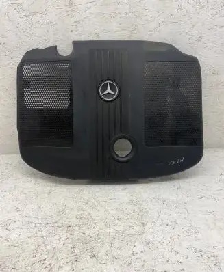 Mercedes-Benz C W204 Engine cover (trim) A6510102167