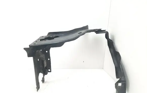 Mercedes-Benz E W211 Headlight/headlamp mounting bracket