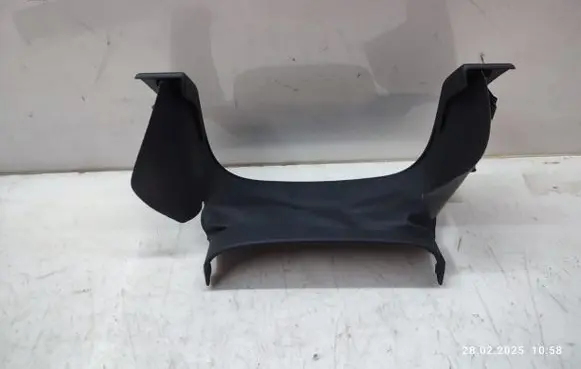 Audi Q7 4L Steering wheel column trim