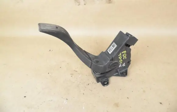 Ford Focus Accelerator throttle pedal 98AB9F836AE 0M19A D1U7A