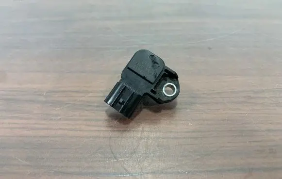 Subaru Forester SK Air pressure sensor 22627AA580