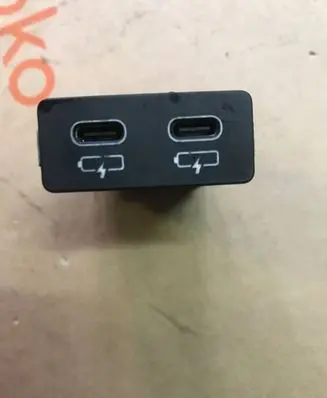 BMW X1 F48 F49 USB socket connector 8714938