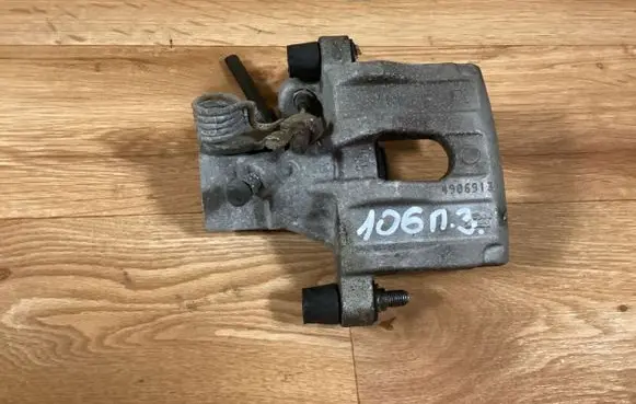 Ford Focus Rear brake caliper 4906913