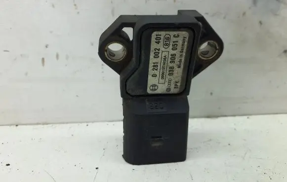 Volkswagen PASSAT B6 Air pressure sensor 038906051C 090615T1454A 0281002401