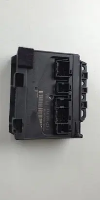 Volkswagen PASSAT B7 Comfort/convenience module