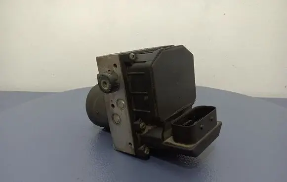 Volkswagen PASSAT B5.5 ABS Pump 4B0614517G