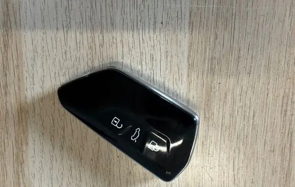 Skoda Octavia Mk4 Ignition key/card 5E3959753C