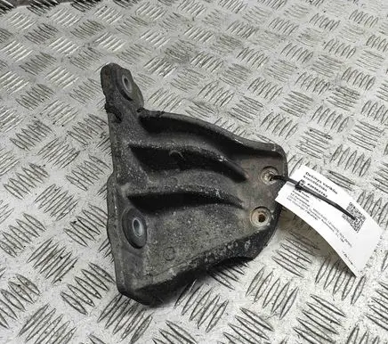 Maserati Levante Engine mounting bracket 670034567