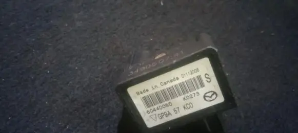 Mazda CX-7 Airbag deployment crash/impact sensor gp9a57kc0