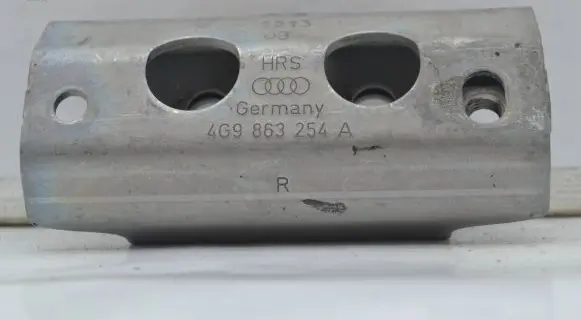 Audi A6 S6 C7 4G Tie down hook / loop 4G9863254A
