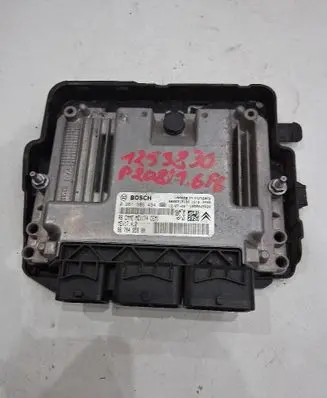 Peugeot 208 I Engine control unit/module ECU 9678495980 0261S06494