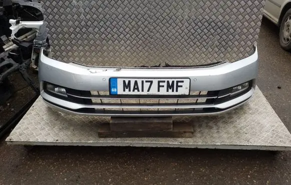 Volkswagen PASSAT B8 Front bumper 3G0807221