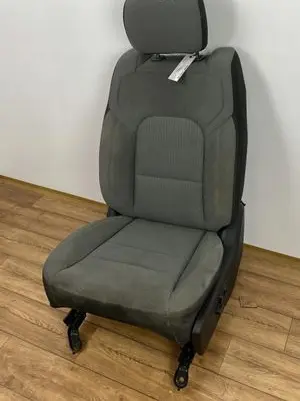 Dodge RAM 1500 DS Front driver seat 