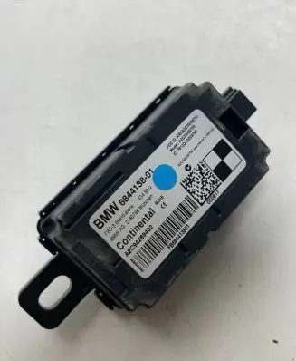 BMW 4 F36 Gran coupe Antenna control unit 6844138 A2C94289402