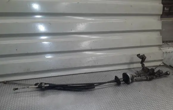 Audi A2 Gear shift cable linkage 