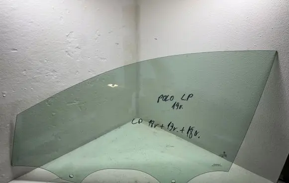 Volkswagen Polo VI Sliding door window/glass 2G4845201A