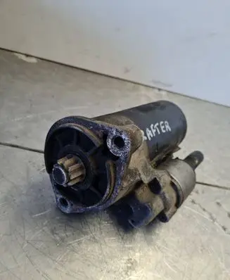Volkswagen Crafter Starter motor 076911023A A6121414505