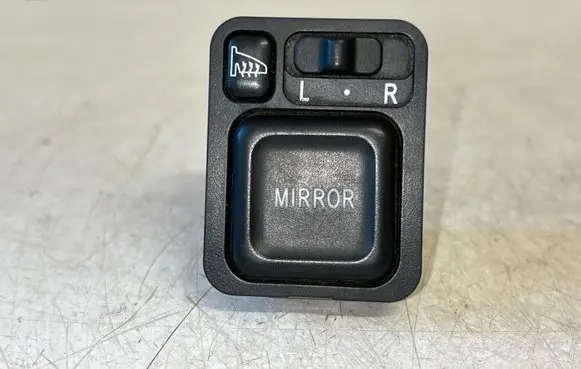 Honda CR-V Wing mirror switch S9AJ210M1