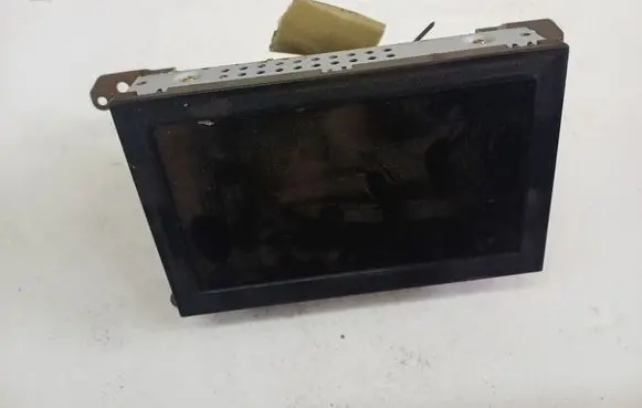 Mitsubishi Grandis Screen/display/small screen 8750A039