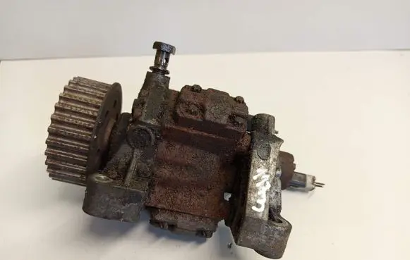 Renault Scenic II - Grand scenic II Fuel injection high pressure pump