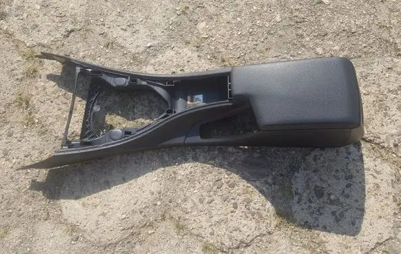 BMW 3 E90 E91 Armrest 7075357