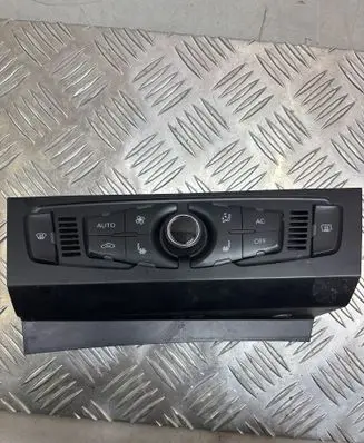 Audi A3 S3 8P Climate control unit 8T1820043AN A2C53346675
