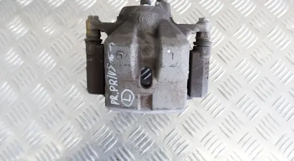 Toyota Prius (XW50) Front brake caliper 4775047060