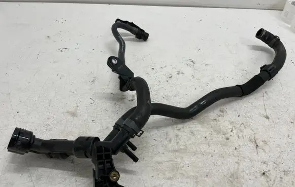 Audi A5 Engine coolant pipe/hose 8W0145947E 8W0145930