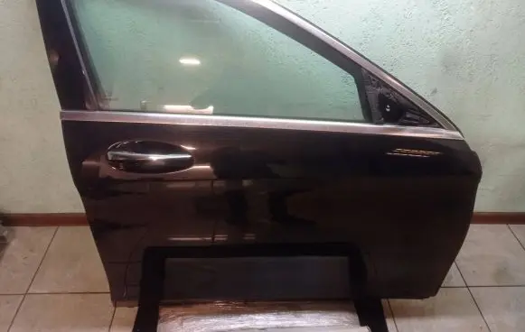 Mercedes-Benz S W222 Front door
