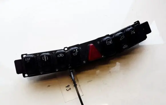 Mercedes-Benz S W220 Hazard light switch 2208214358 2208207210