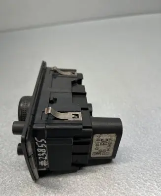 Opel Zafira B Light switch ---
