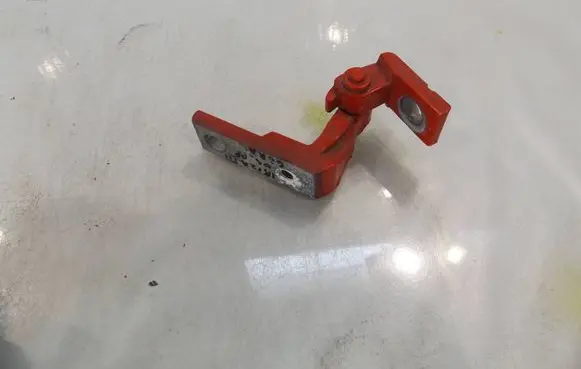 Seat Ibiza III (6L) Front door upper hinge 