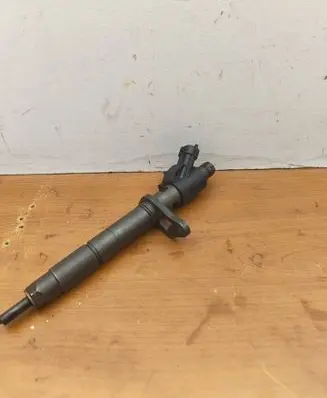 Jaguar XF X250 Fuel injector 9X2Q9K546DB 0445116
