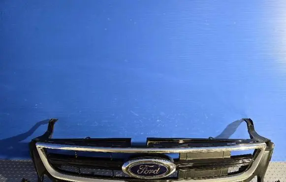 Ford Mondeo MK IV Front grill BS71-8200-D
