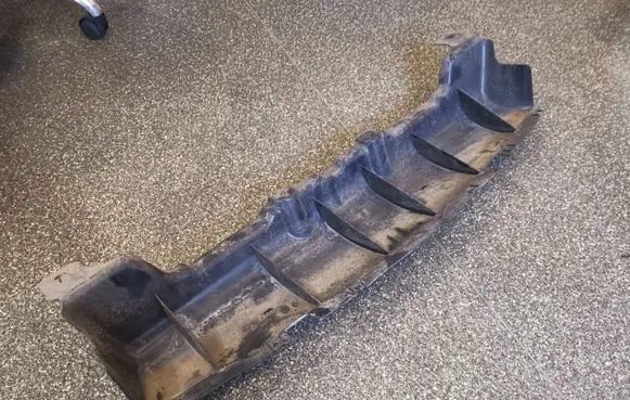 Ford Fusion II Rear bumper underbody cover/under tray DS7311787BF