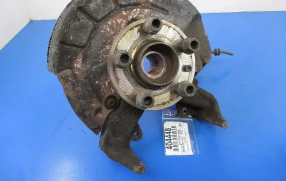 Skoda Roomster (5J) Front wheel hub spindle knuckle