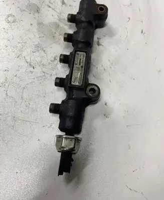 Peugeot 307 Fuel main line pipe 9654592680