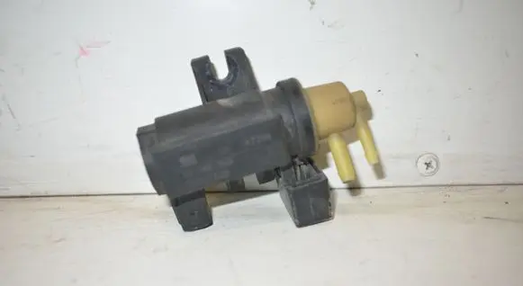 Opel Zafira C Turbo solenoid valve 55566898