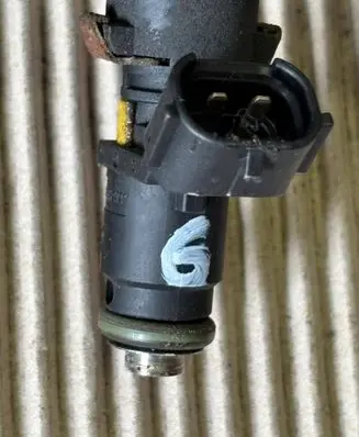 Skoda Roomster (5J) Fuel injector 036906031AG