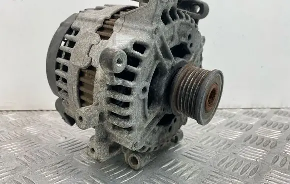 Mercedes-Benz C W204 Generator/alternator A0131549002